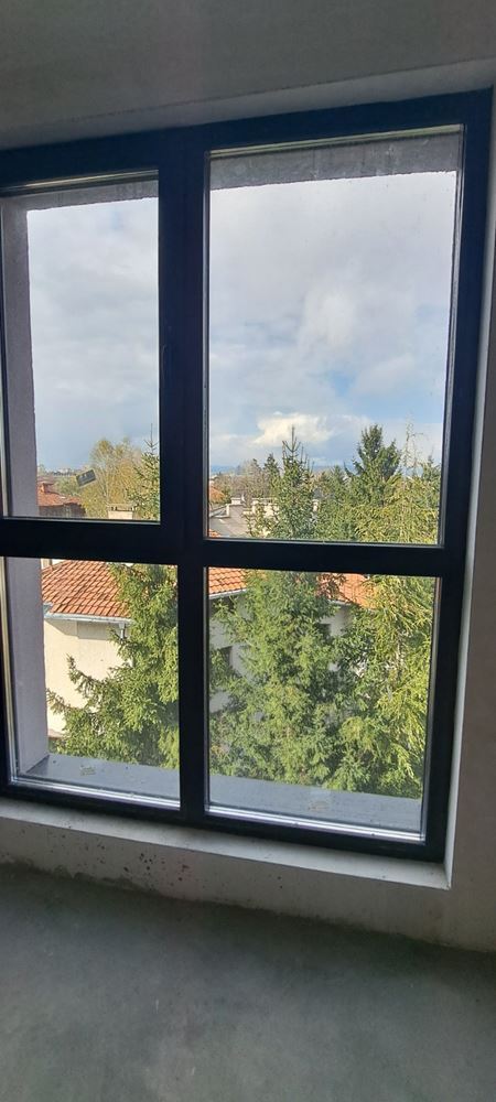 Тристаен апартамент в Малинова Долина - 0