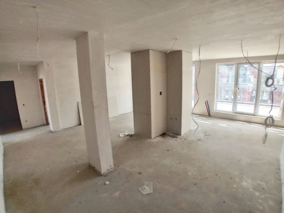 Голям Четиристаен Апартамент в Малинова Долина! Юг! Просторни Тераси! - 0