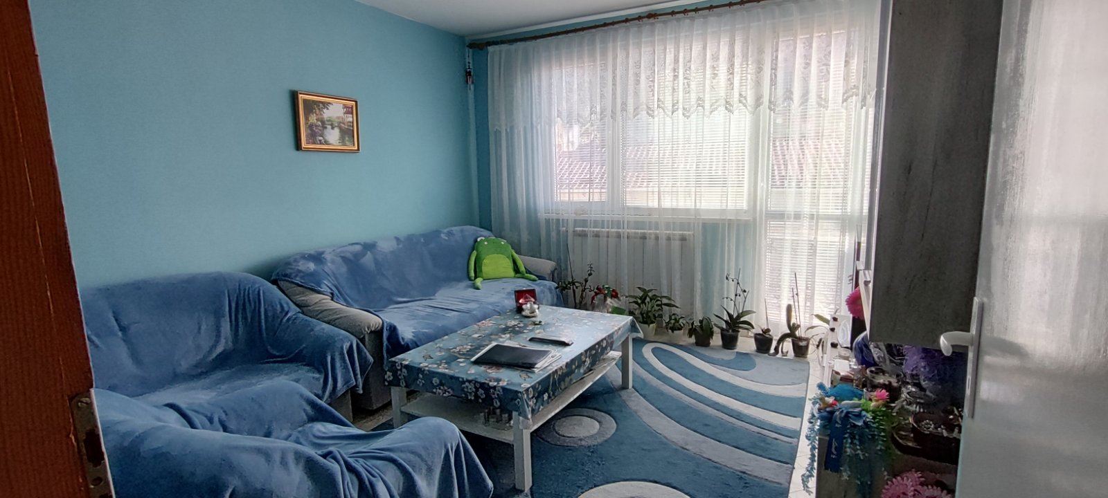 КЪЩА в с.Долни Лозен - 0