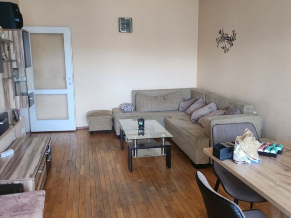 2-стаен - София, Дружба 1 - 0