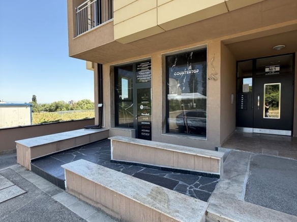 Магазин - София, Манастирски Ливади - 0