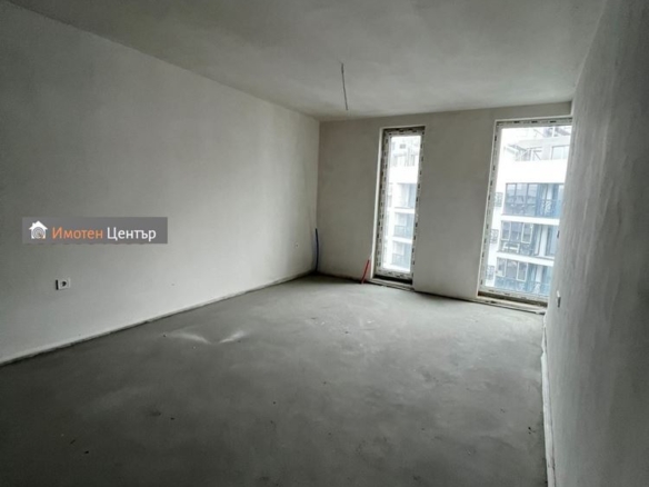 Тристаен апартамент в Малинова долина - 0