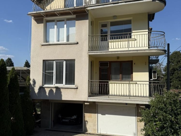 Етаж от къща в Драгалевци - 0