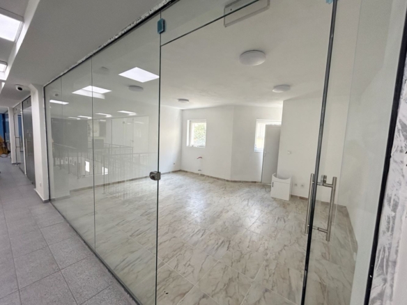 Магазин - София, Център - 0