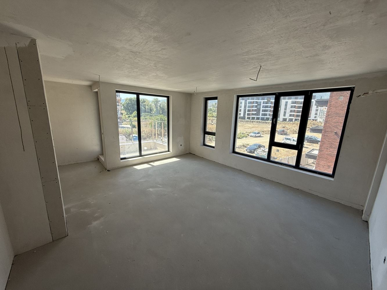 Тристаен апартамент в кв.Студентски град-0 Тристаен апартамент в кв.Студентски град - 0