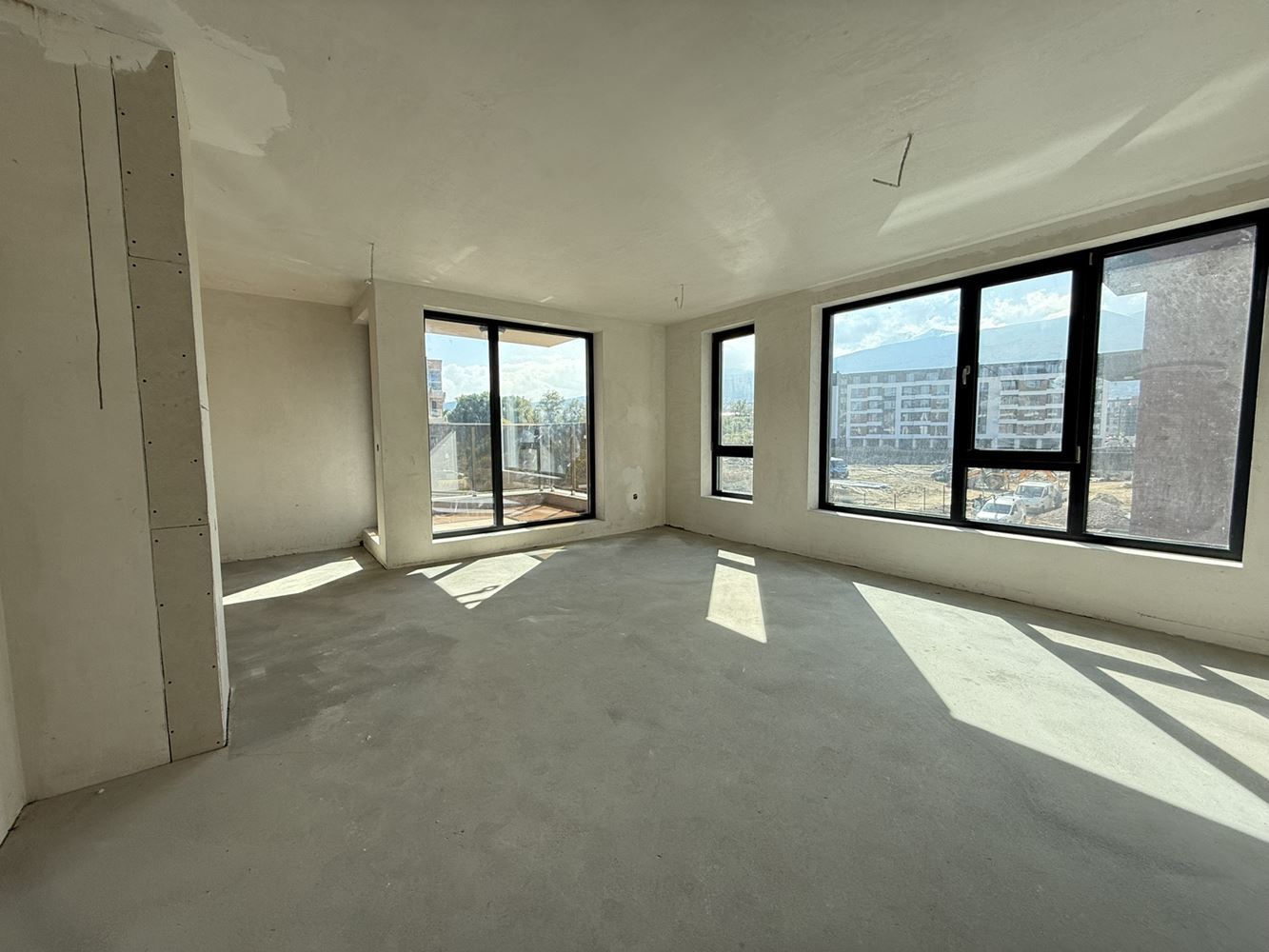 Тристаен апартамент в кв.Студентски град-0 Тристаен апартамент в кв.Студентски град - 0