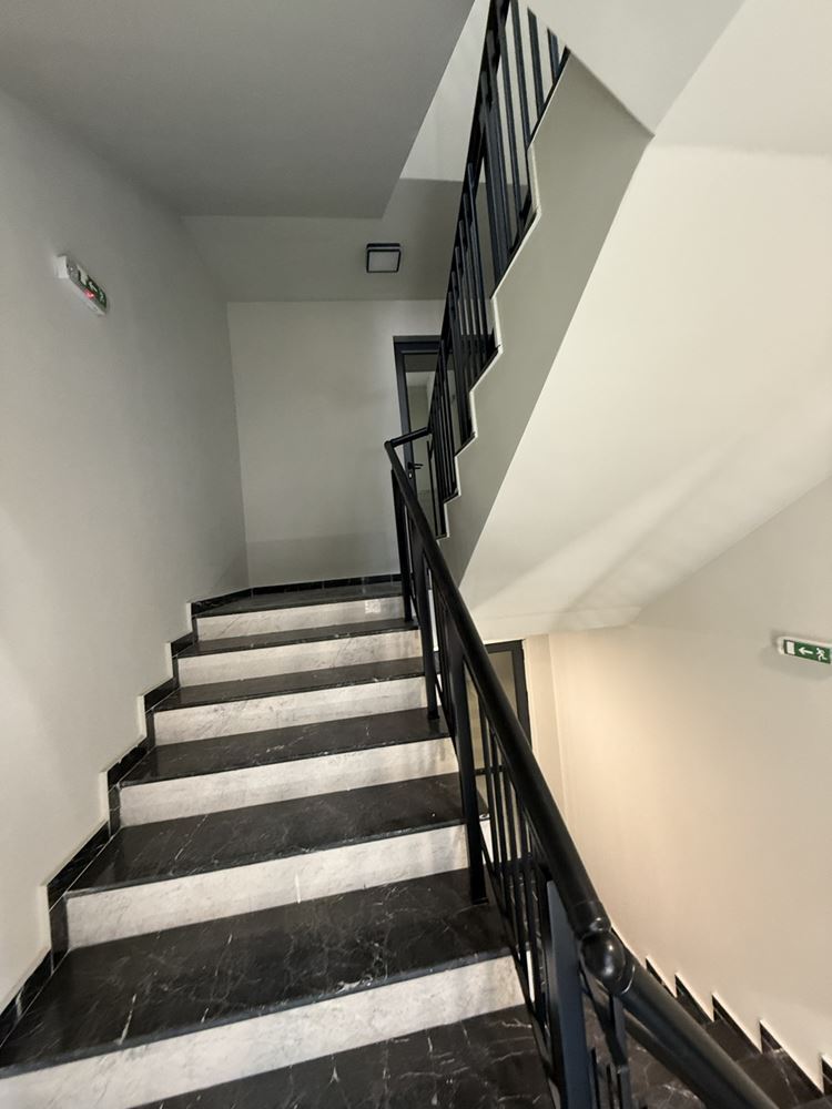 Тристаен апартамент в кв.Студентски град-0 Тристаен апартамент в кв.Студентски град - 0