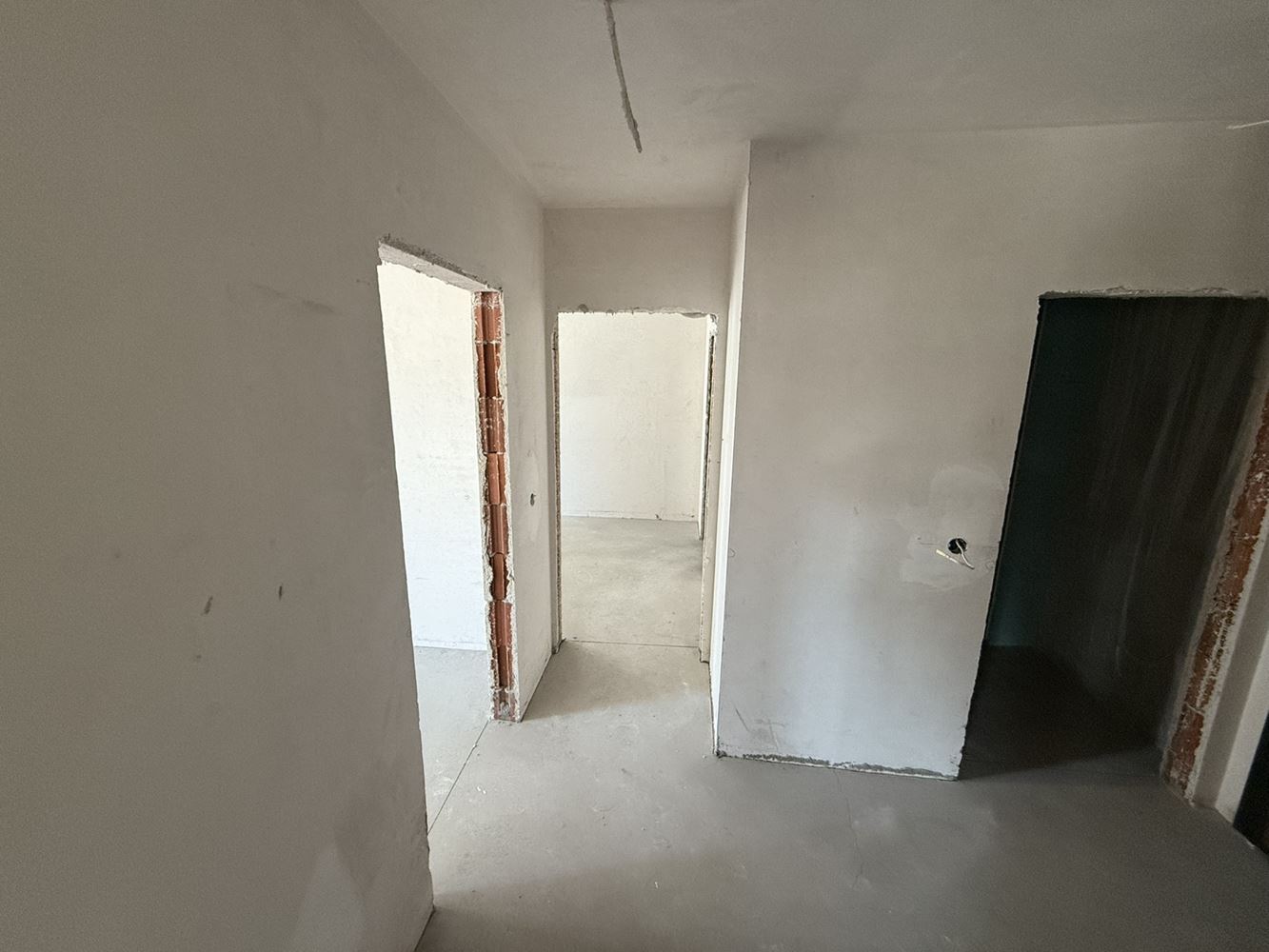 Тристаен апартамент в кв.Студентски град-0 Тристаен апартамент в кв.Студентски град - 0