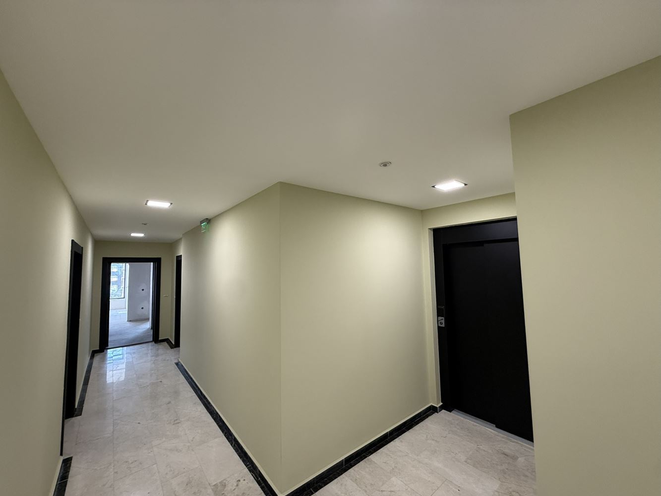 Тристаен апартамент в кв.Студентски град-0 Тристаен апартамент в кв.Студентски град - 0