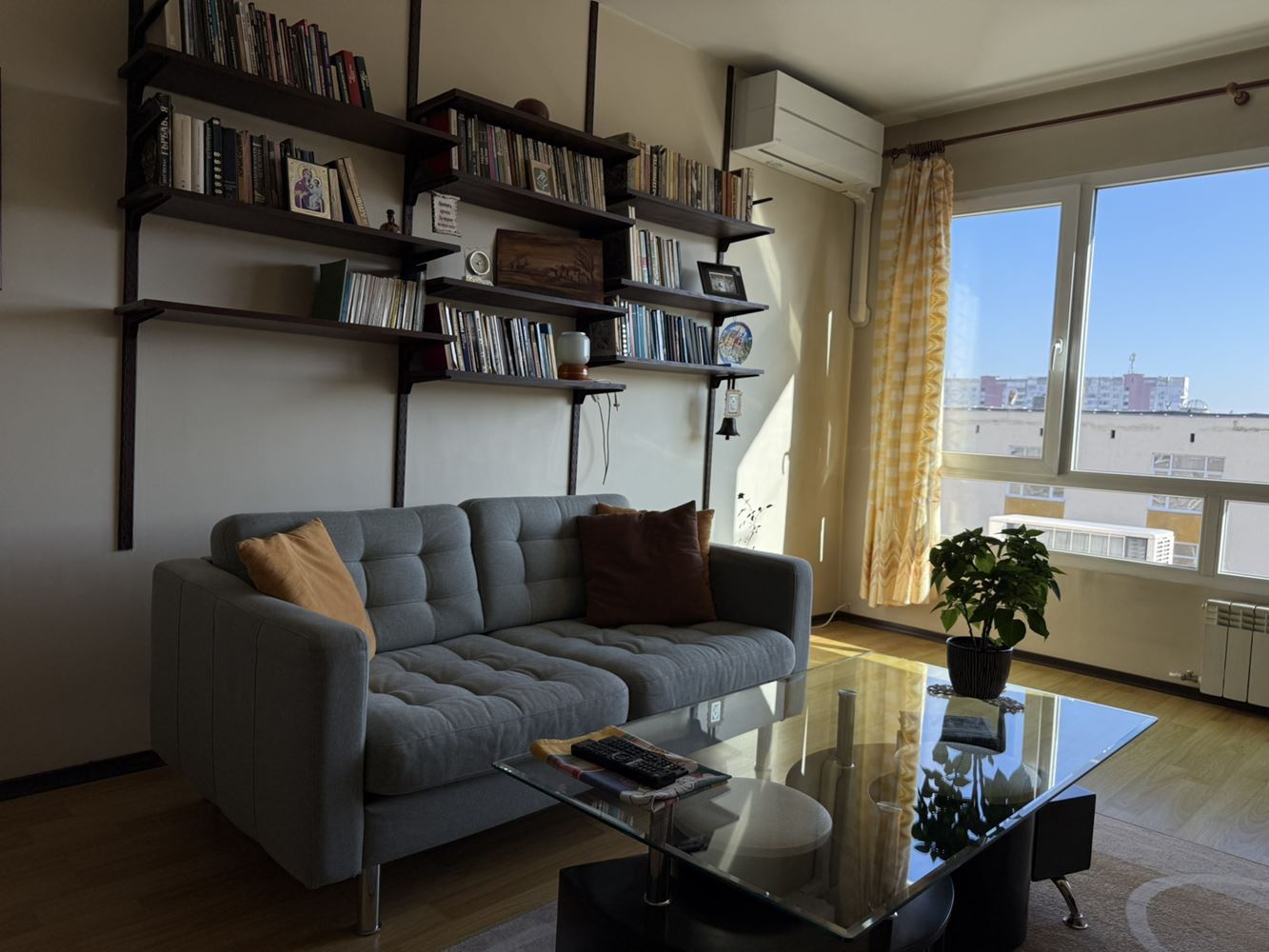 Двустаен апартамент в кв.Люлин 9-0 Двустаен апартамент в кв.Люлин 9 - 0