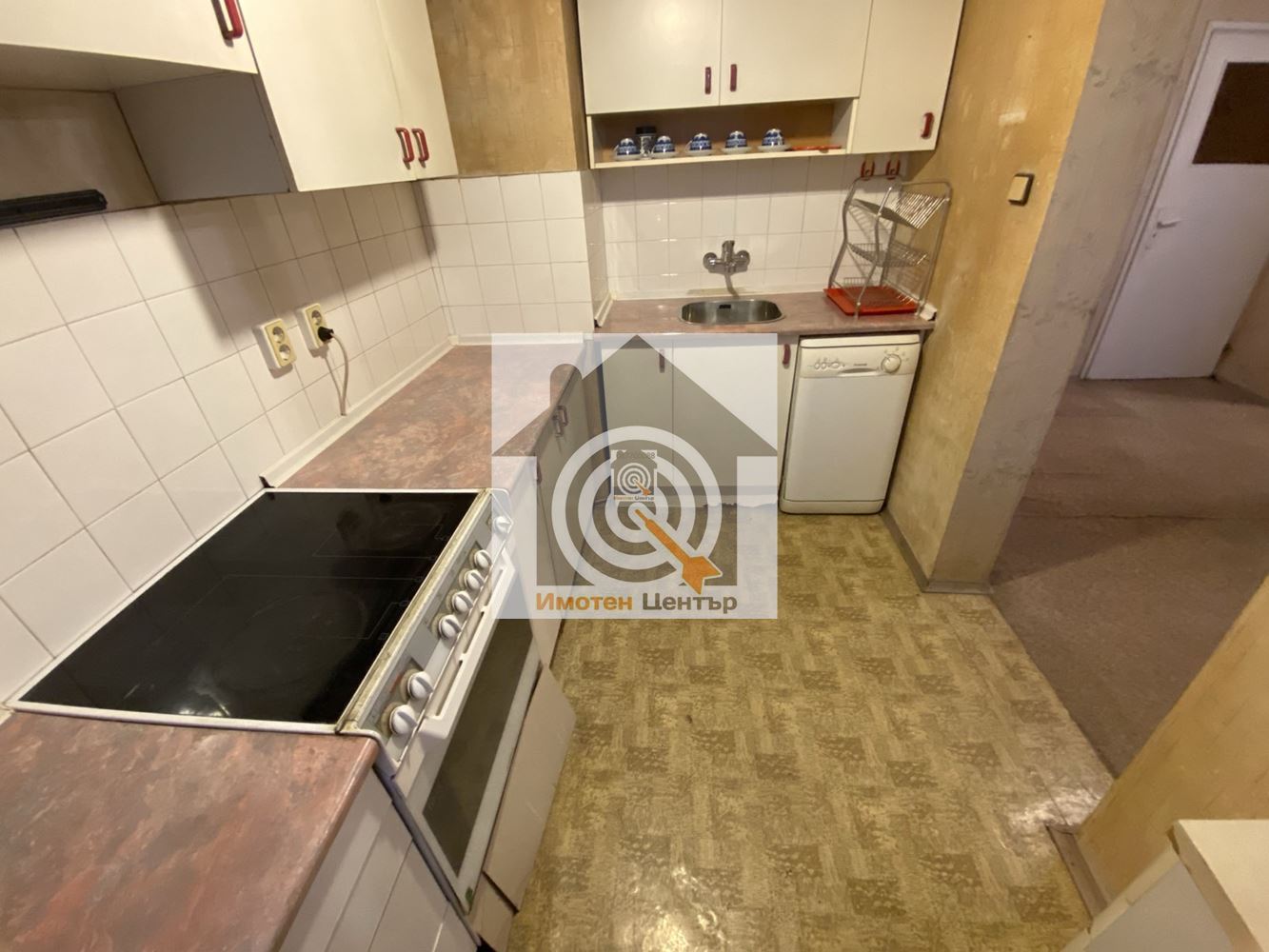 3-стаен апартамент в Зона Б-19-0 3-стаен апартамент в Зона Б-19 - 0