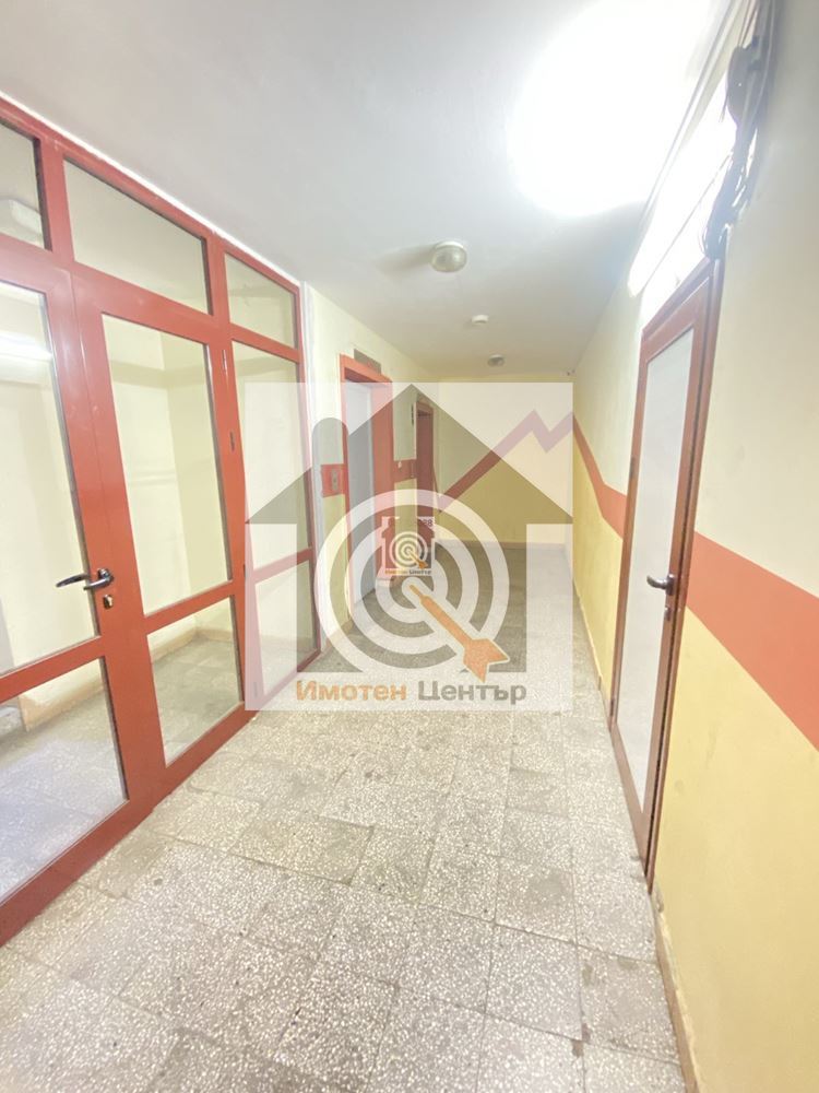 3-стаен апартамент в Зона Б-19-0 3-стаен апартамент в Зона Б-19 - 0