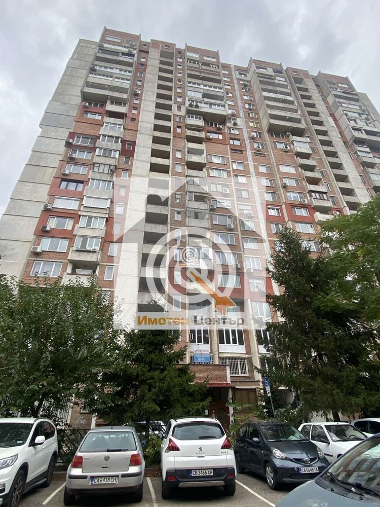 3-стаен апартамент в Зона Б-19-0 3-стаен апартамент в Зона Б-19 - 0