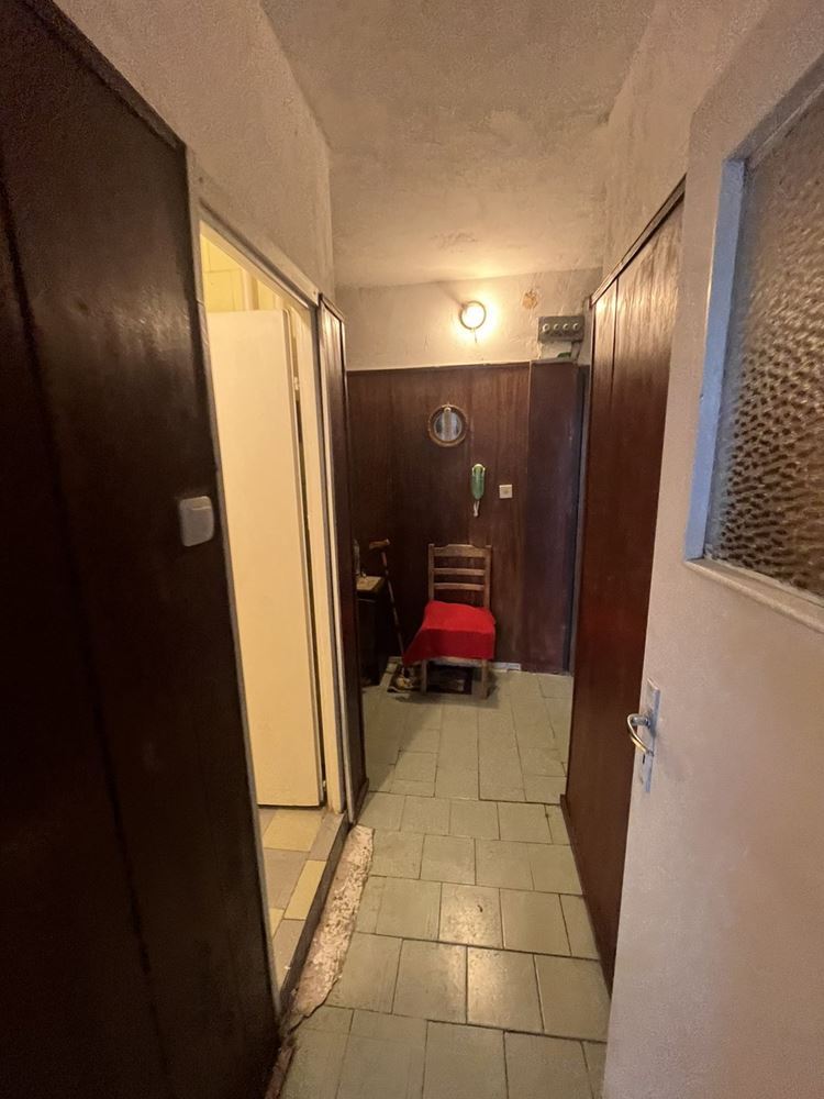 Двустаен апартамент, жк. Фондови жилища-0 Двустаен апартамент, жк. Фондови жилища - 0