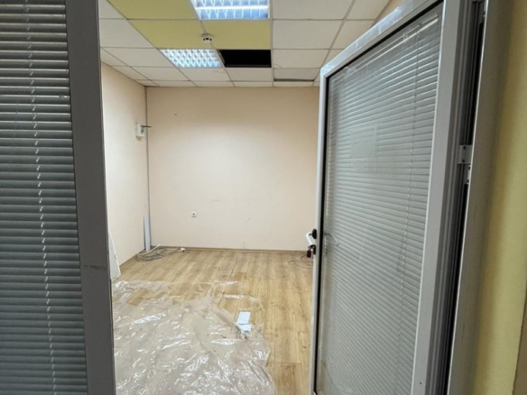 Магазин/Офис в ж.к. Младост 1 - 0