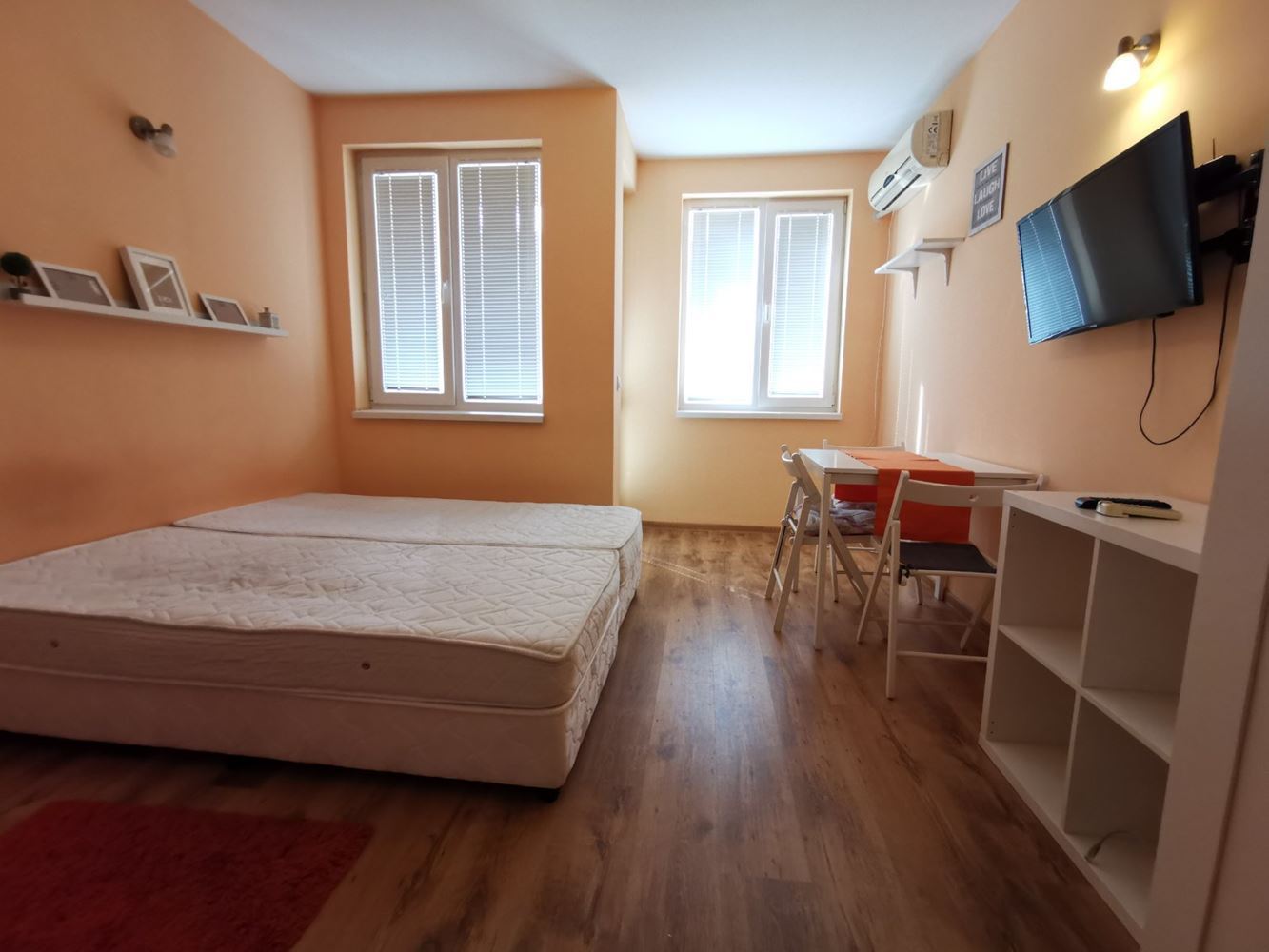 Обзаведен едностаен апартамент с АКТ 16-0 Обзаведен едностаен апартамент с АКТ 16 - 0