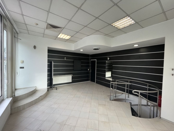 Магазин в Дианабад на две нива - 0