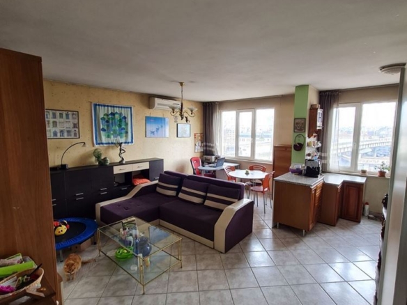 2-стаен - София, Оборище - 0