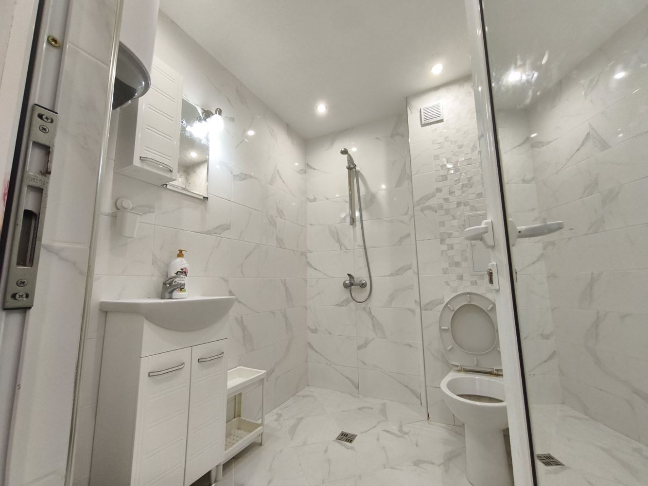 ТОП ДВУСТАЕН НА МЕТРИ ОТ МЕТРОСТАНЦИЯ-0 ТОП ДВУСТАЕН НА МЕТРИ ОТ МЕТРОСТАНЦИЯ - 0