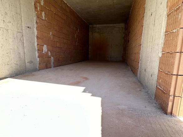 Южен тристаен със собствен двор! - 0