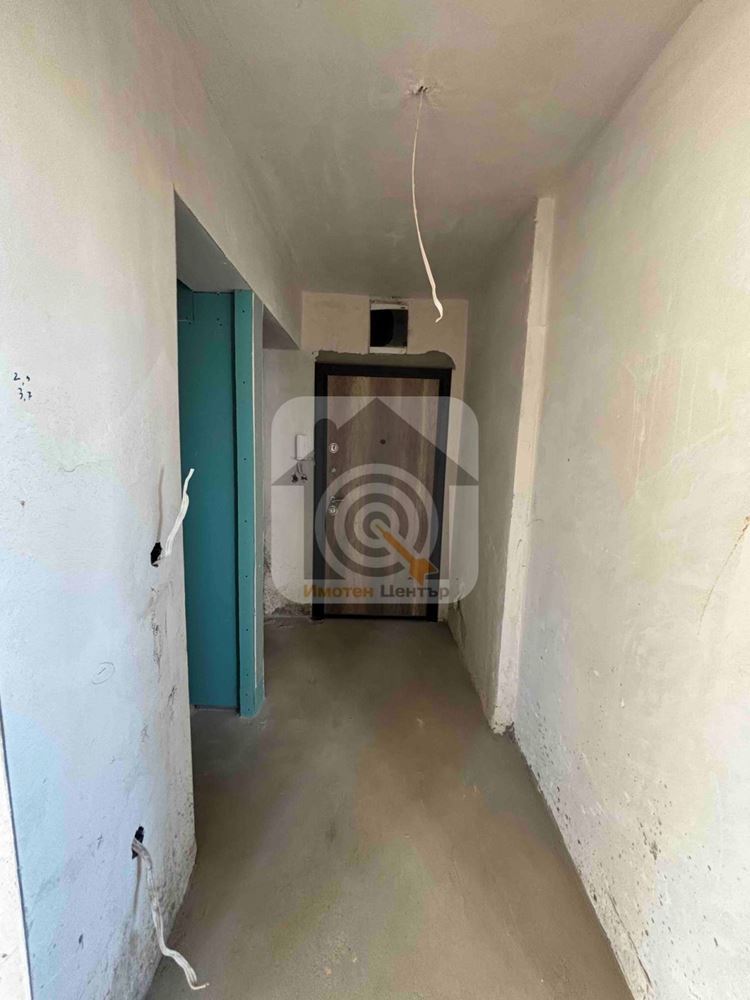 Партерен апартамент с двор-0 Партерен апартамент с двор - 0