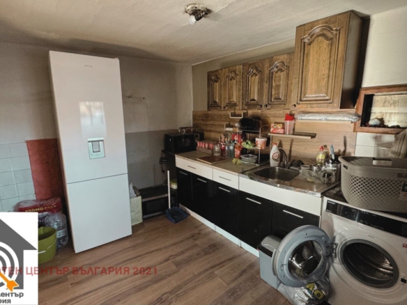 Къща - София, област, с.Вакарел - 0