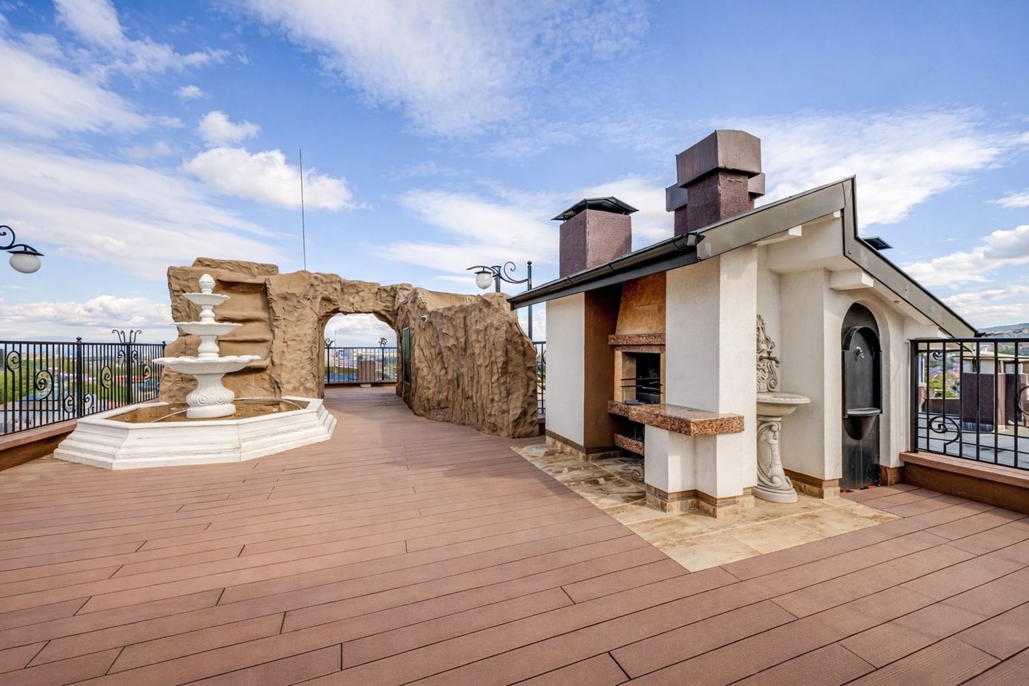 Луксозен мезонет в Карпузица с три спални и панорамна тераса-0 Луксозен мезонет в Карпузица с три спални и панорамна тераса - 0