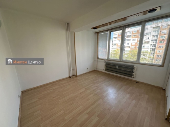 Двустаен апартамент в Разсадника - 0