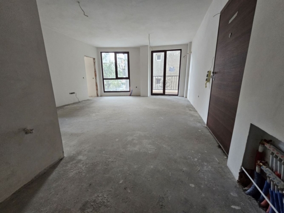 3-стаен - София, Изток - 0