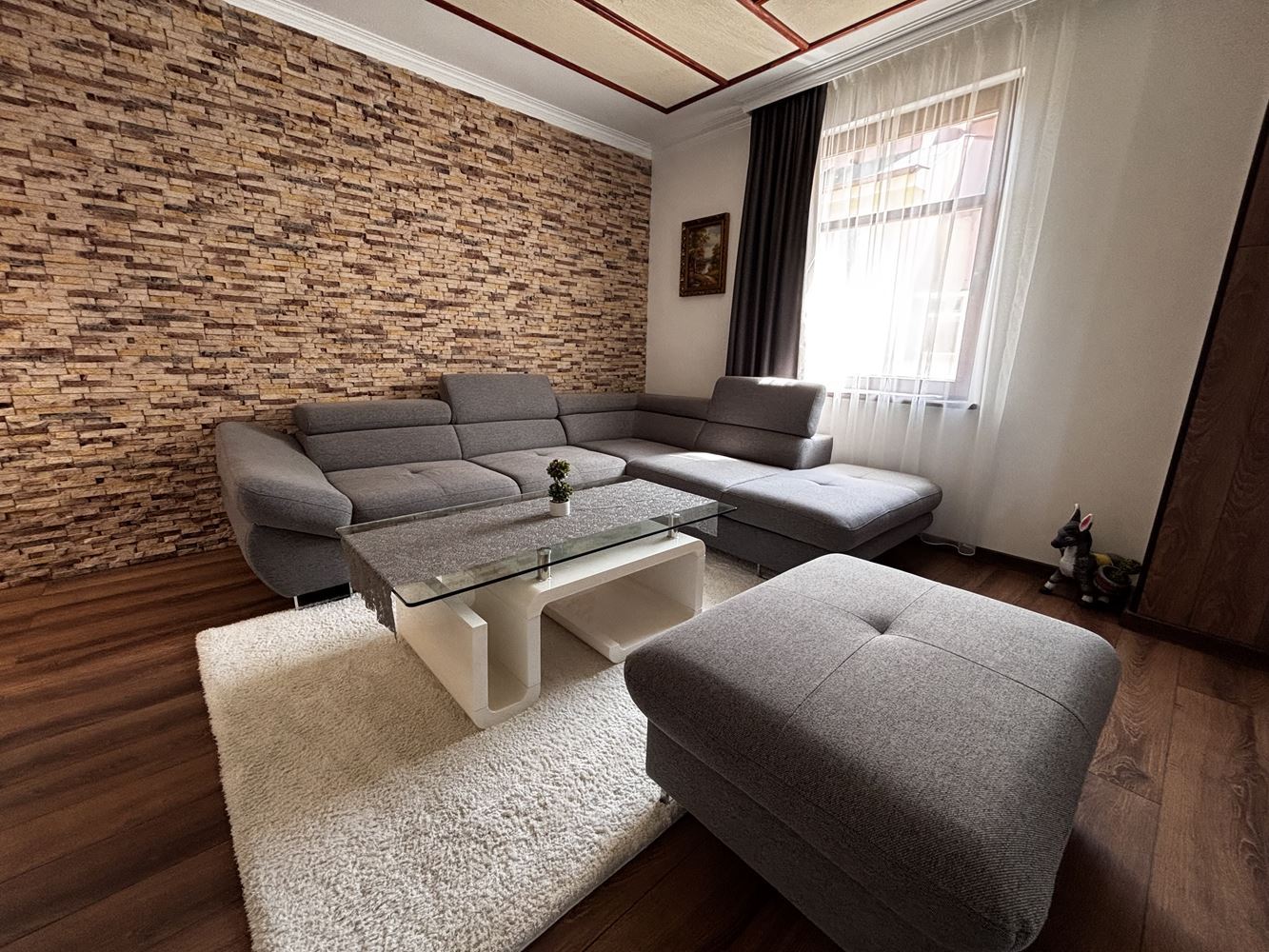 Просторен обзаведен двустаен апартамент-0 Просторен обзаведен двустаен апартамент - 0