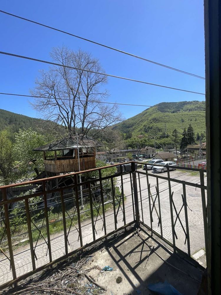 🏡 МАСИВНА КЪЩА С ДВА САМОСТОЯТЕЛНИ ЕТАЖА И ДВА ГАРАЖА В С. РЕБРОВО-0 🏡 МАСИВНА КЪЩА С ДВА САМОСТОЯТЕЛНИ ЕТАЖА И ДВА ГАРАЖА В С. РЕБРОВО - 0